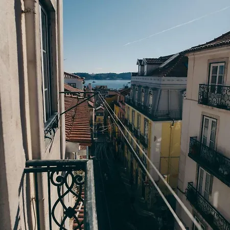 The Blue House - Bica Yellow Tram Apartment Lisbon Exterior photo